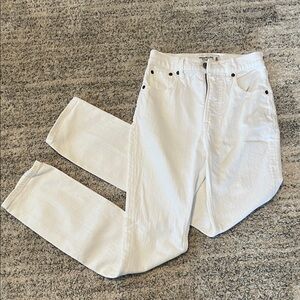 Abercrombie & fitch white slim straight ultra high rise jeans READ DESCRIPTION